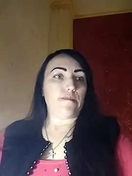 ArianaXFresh online show from November 26, 2025, 8:58 am