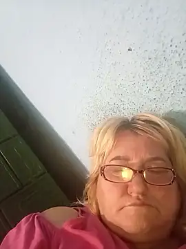 MilaTamila456 online show from November 22, 2025, 9:46 pm