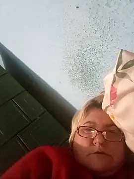 MilaTamila456 online show from November 26, 2025, 9:37 pm