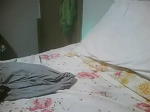 cabecaoegreluda online show from April 7, 2026, 1:40 am