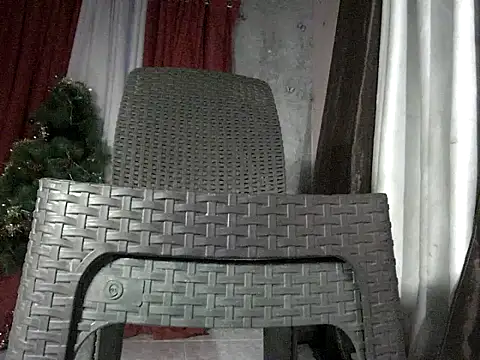 Snapshot of ur_hot_jenelle chatting on December 3, 2025, 2:38 pm ur hot jenelle online show from December 3, 2025, 2:38 pm