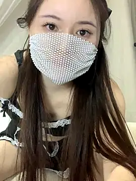 hoho-is online show from November 19, 2025, 3:56 pm