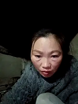 blonde blg online show from December 13, 2025, 8:04 pm