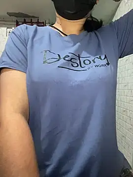 Red Queen 11 online show from February 11, 2026, 7:47 pm