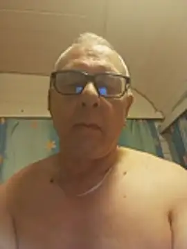 Snapshot of andy-1961 chatting on May 20, 2026, 9:12 pm andy-1961 online show from May 20, 2026, 9:12 pm