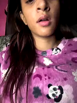 Snapshot of Your___Moonlight chatting on December 18, 2025, 7:29 pm Your Moonlight online show from December 18, 2025, 7:29 pm