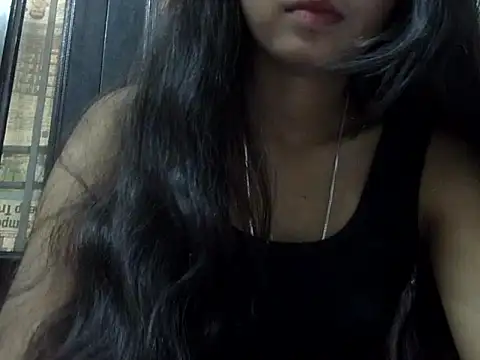 SEXY PRIYA83 online show from April 4, 2026, 11:39 am