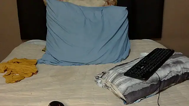 Snapshot of bigsexymama2 chatting on May 16, 2026, 1:04 am bigsexymama2 online show from May 16, 2026, 1:04 am