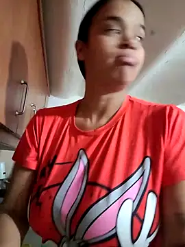 Snapshot of kyliecastell chatting on November 11, 2025, 4:46 pm kyliecastell online show from November 11, 2025, 4:46 pm