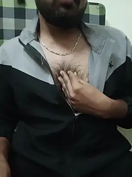 MrToxxic online show from November 17, 2025, 5:17 pm