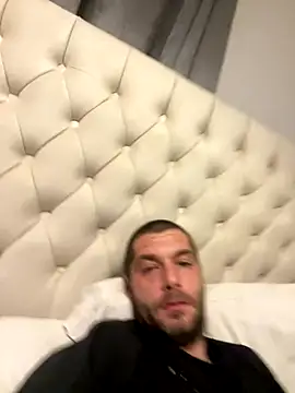 Snapshot of Kinkycouple142 chatting on November 10, 2025, 6:57 pm Kinkycouple142 online show from November 10, 2025, 6:57 pm