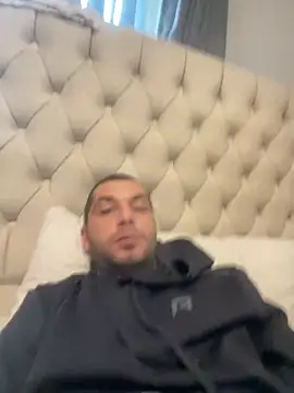 Snapshot of Kinkycouple142 chatting on November 18, 2025, 3:04 pm Kinkycouple142 online show from November 18, 2025, 3:04 pm