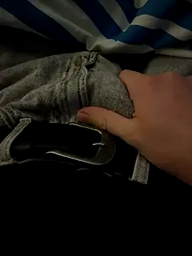 Snapshot of monsieur18cm chatting on November 10, 2025, 12:04 am monsieur18cm online show from November 10, 2025, 12:04 am