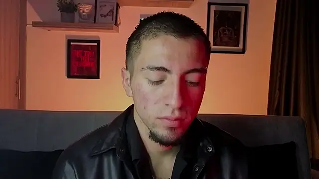 Snapshot of AresMassimoX chatting on November 16, 2025, 3:44 am AresMassimoX online show from November 16, 2025, 3:44 am