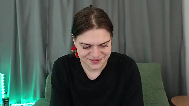 Dona Mafia online show from November 13, 2025, 11:41 pm