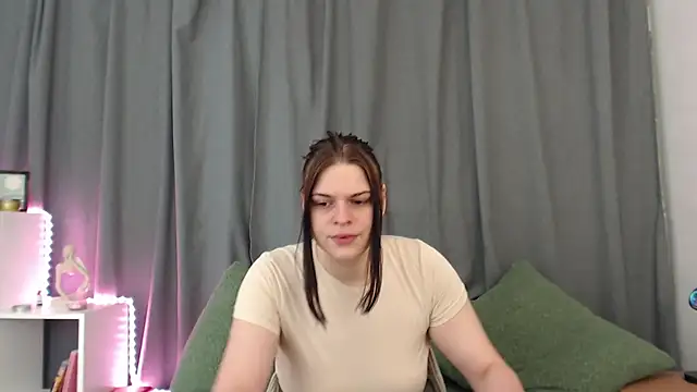 Dona Mafia online show from November 17, 2025, 11:20 pm