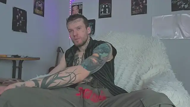 Huntall77 online show from March 27, 2026, 6:44 am