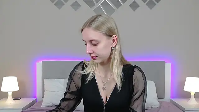 Snapshot of RachaelCute chatting on March 25, 2026, 12:04 pm RachaelCute online show from March 25, 2026, 12:04 pm