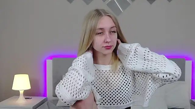 Snapshot of RachaelCute chatting on March 6, 2026, 10:32 am RachaelCute online show from March 6, 2026, 10:32 am