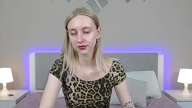 Snapshot of RachaelCute chatting on March 26, 2026, 10:57 am RachaelCute online show from March 26, 2026, 10:57 am