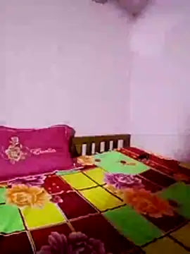 Cloud-wh online show from December 20, 2025, 1:14 pm