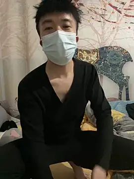 Theo615 online show from November 14, 2025, 4:43 pm