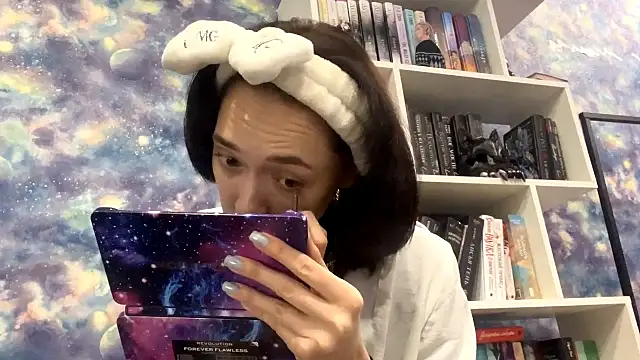 JamieRosten online show from November 15, 2025, 12:09 pm