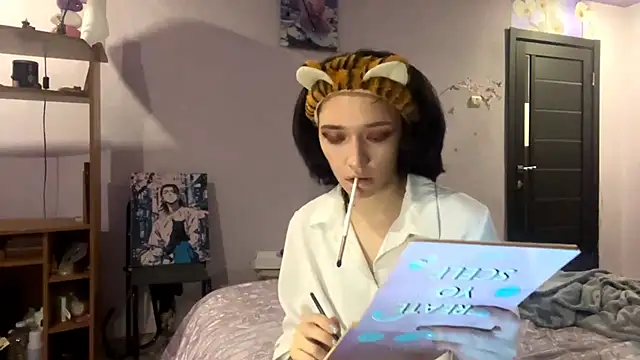 JamieRosten online show from November 21, 2025, 12:15 pm