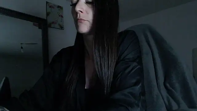 MissyDior8 online show from April 7, 2026, 8:27 am