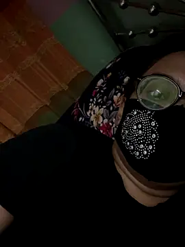 Snapshot of Saguphtah_Chattergy_22 chatting on November 19, 2025, 8:20 pm Saguphtah Chattergy 22 online show from November 19, 2025, 8:20 pm