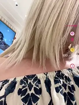 Snapshot of HOTLadyluna chatting on April 25, 2026, 1:41 pm HOTLadyluna online show from April 25, 2026, 1:41 pm