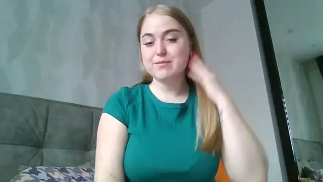 Snapshot of Kate_Moan chatting on February 13, 2026, 7:41 am Kate Moan online show from February 13, 2026, 7:41 am