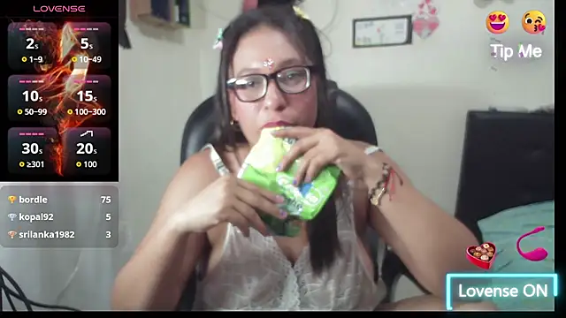 emy princesa online show from November 10, 2025, 3:06 pm