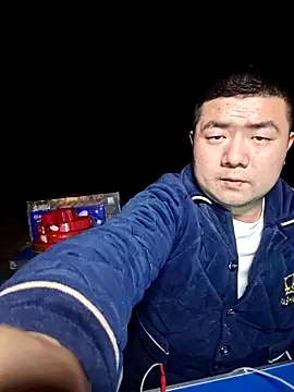 Snapshot of KAIKAI-888 chatting on November 21, 2025, 11:42 am KAIKAI-888 online show from November 21, 2025, 11:42 am