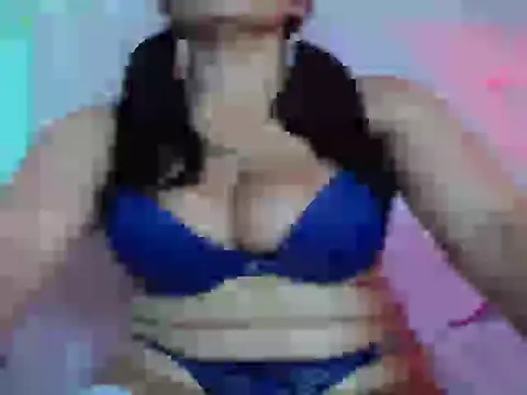 Snapshot of adalya_y chatting on April 21, 2026, 1:39 pm adalya y online show from April 21, 2026, 1:39 pm