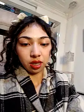 Snapshot of Emmaskinny chatting on November 14, 2025, 12:53 pm Emmaskinny online show from November 14, 2025, 12:53 pm