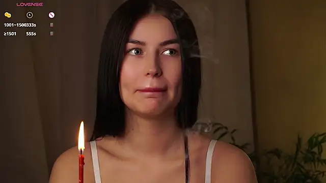 Snapshot of CoreenYorton chatting on January 12, 2026, 1:12 am CoreenYorton online show from January 12, 2026, 1:12 am