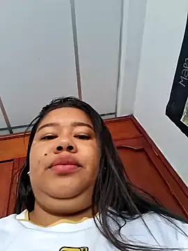 Snapshot of Sarahy- chatting on March 26, 2026, 12:36 pm Sarahy- online show from March 26, 2026, 12:36 pm