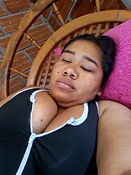 Snapshot of Sarahy- chatting on April 8, 2026, 7:59 pm Sarahy- online show from April 8, 2026, 7:59 pm