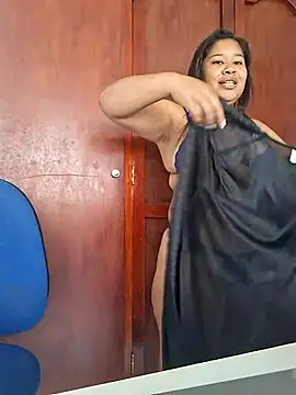 Snapshot of Sarahy- chatting on March 28, 2026, 12:39 pm Sarahy- online show from March 28, 2026, 12:39 pm