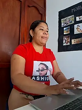 Snapshot of Sarahy- chatting on February 11, 2026, 12:49 pm Sarahy- online show from February 11, 2026, 12:49 pm