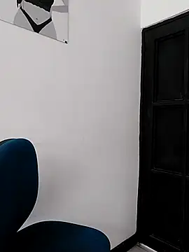 Snapshot of Sarahy- chatting on December 2, 2025, 12:51 pm Sarahy- online show from December 2, 2025, 12:51 pm