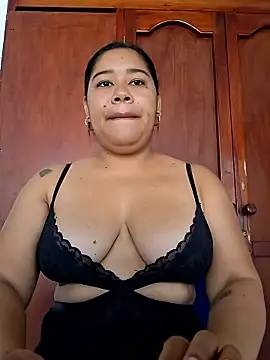 Snapshot of Sarahy- chatting on January 18, 2026, 12:52 pm Sarahy- online show from January 18, 2026, 12:52 pm