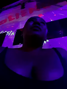 Snapshot of Sarahy- chatting on March 22, 2026, 2:15 am Sarahy- online show from March 22, 2026, 2:15 am