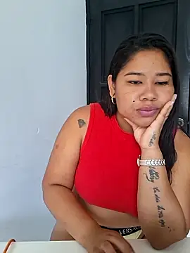 Snapshot of Sarahy- chatting on December 22, 2025, 12:16 pm Sarahy- online show from December 22, 2025, 12:16 pm