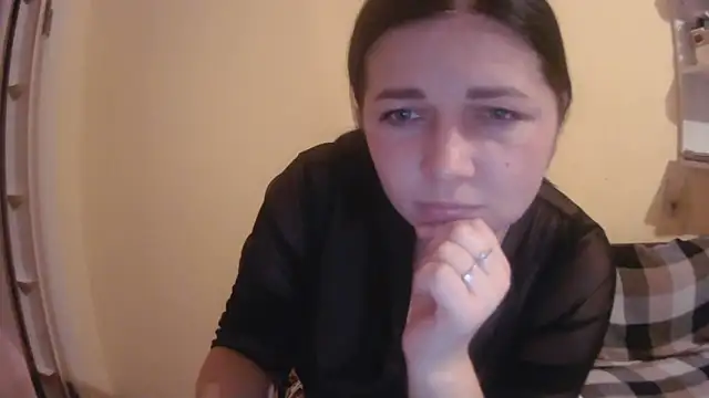 Vitalina282128 online show from December 16, 2025, 4:00 pm