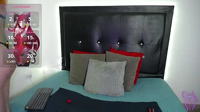 Snapshot of perla_stone_20 chatting on June 4, 2026, 8:57 pm perla stone 20 online show from June 4, 2026, 8:57 pm