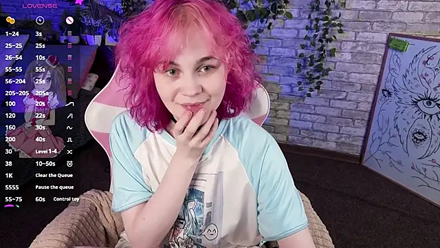 Snapshot of Awawrin chatting on February 4, 2026, 8:59 pm Awawrin online show from February 4, 2026, 8:59 pm