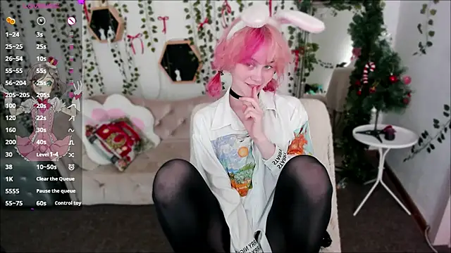 Snapshot of Awawrin chatting on January 9, 2026, 9:00 pm Awawrin online show from January 9, 2026, 9:00 pm