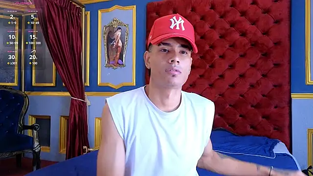 Snapshot of PeterSanders1 chatting on November 11, 2025, 12:00 pm PeterSanders1 online show from November 11, 2025, 12:00 pm